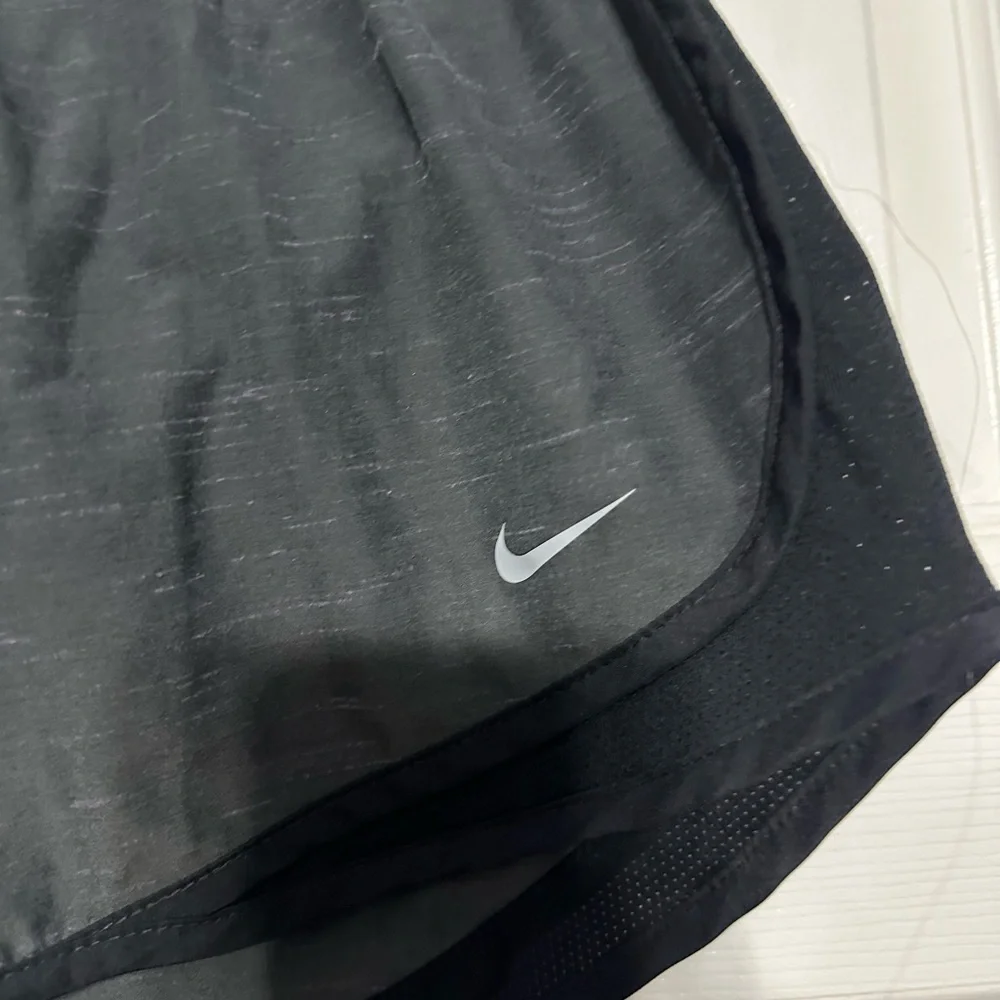 Nike Dri Fit Women's Athletic Running Shorts - Picture 4 of 11